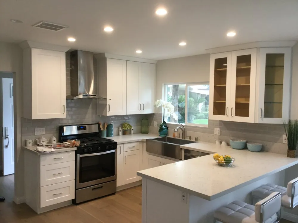 Affordable circuit breaker repair in Panorama, CA by Avila Electric