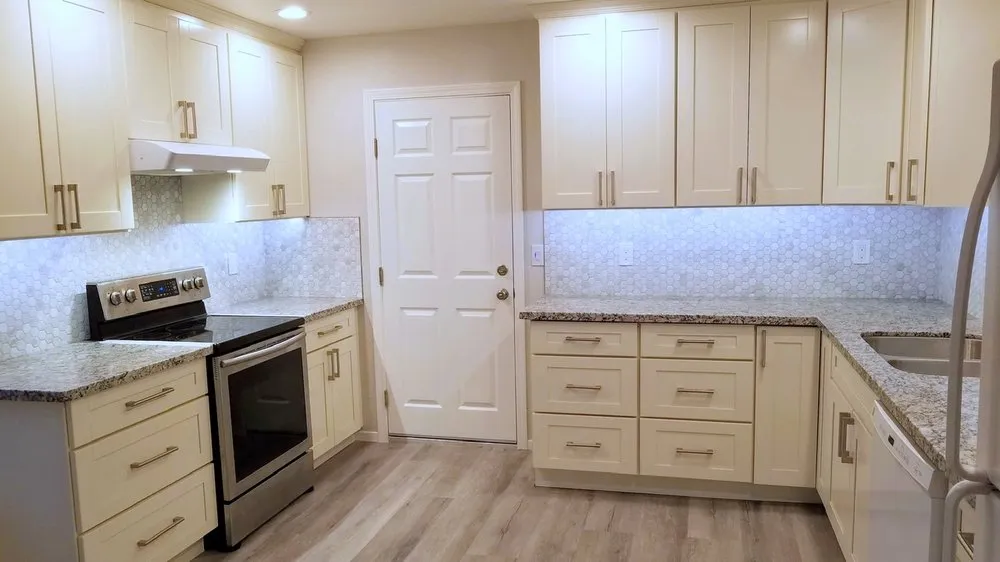 Slide of Avila's Construction