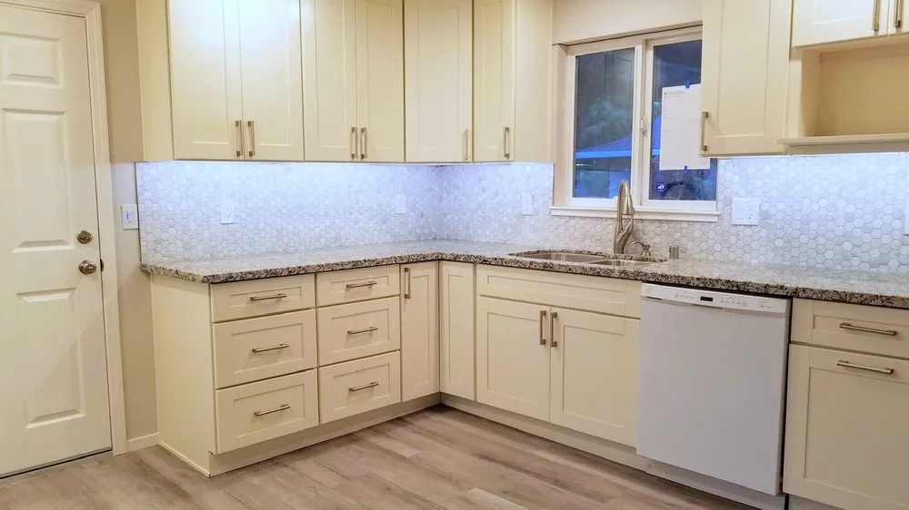 Slide of Avila's Construction