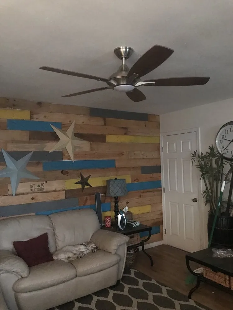 Slide of Avila's Electric