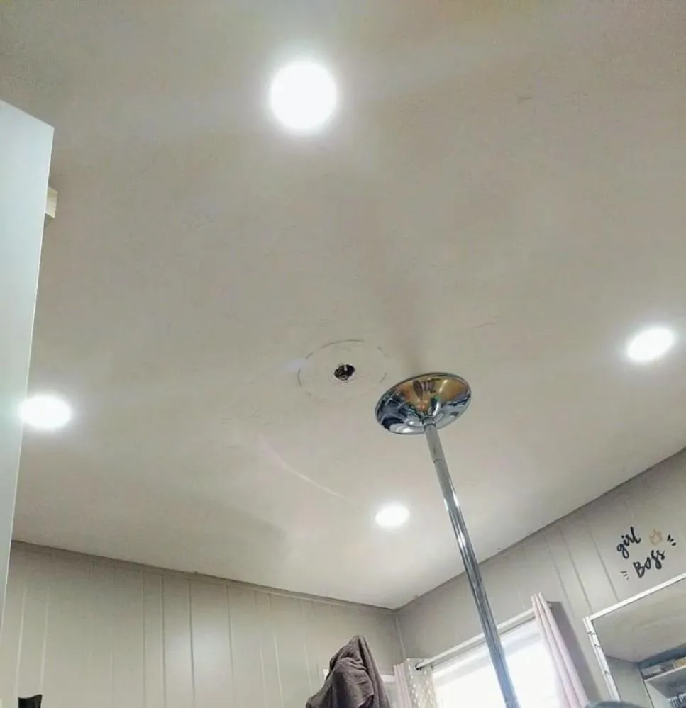 Slide of Avila's Electric