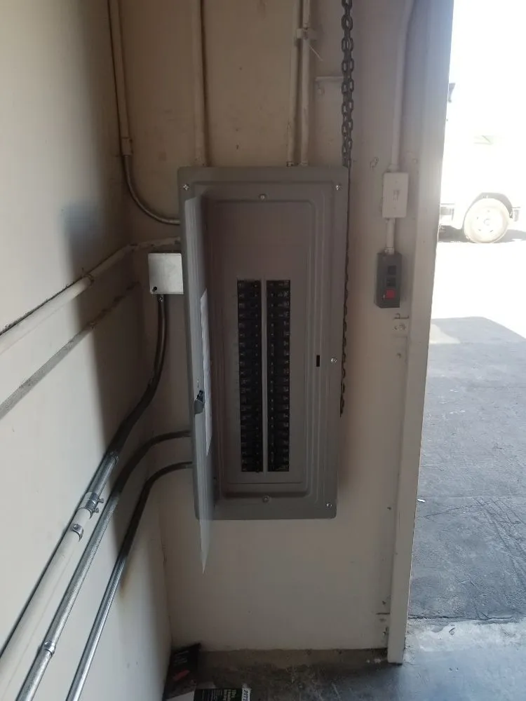 Slide of Avila's Electric