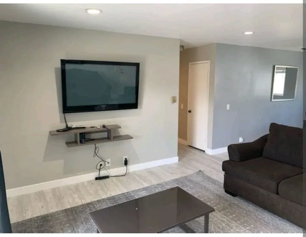 Slide of Aviles General Construction