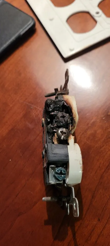 Slide of Avivi Electric