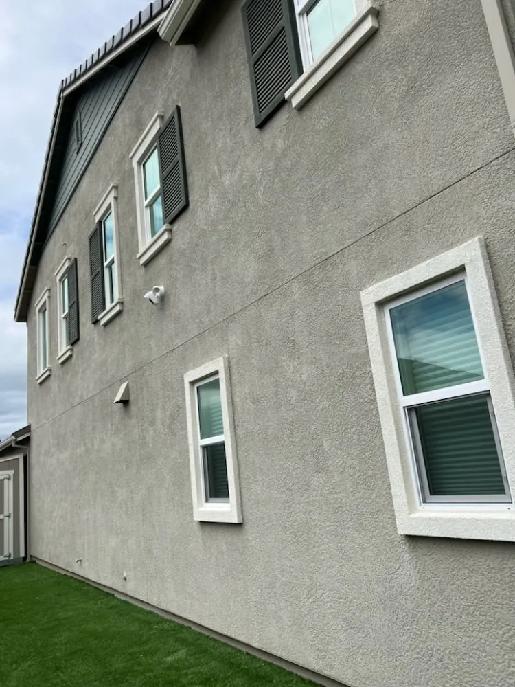 Slide of Avocado Electric