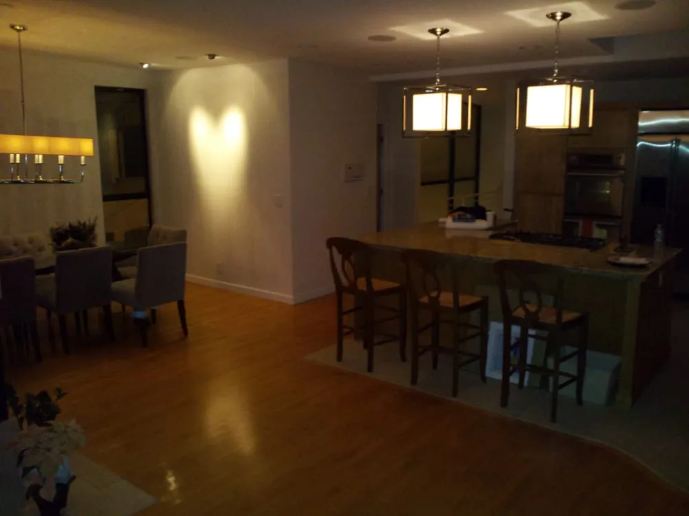 Slide of AX ELITE TRICAL