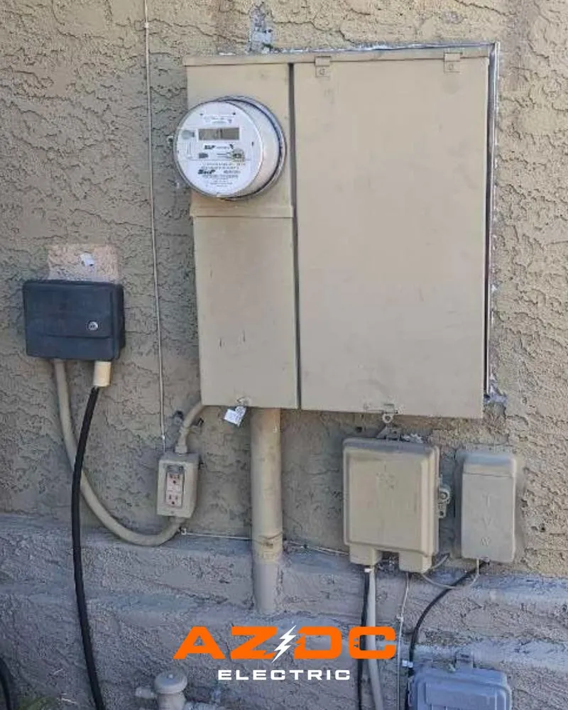 Reliable electrician providing lighting installation in , 