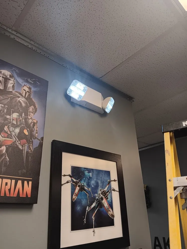 Affordable electrician providing panel upgrade in , 