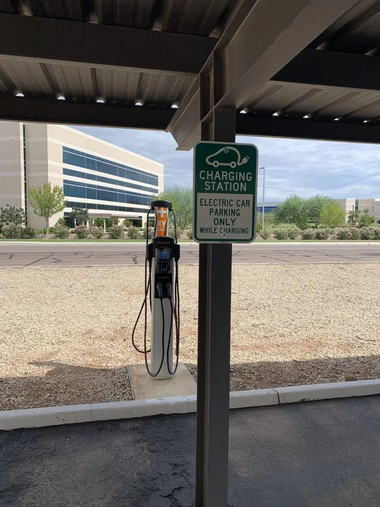 Trusted wiring installation in ,  by AZ EV