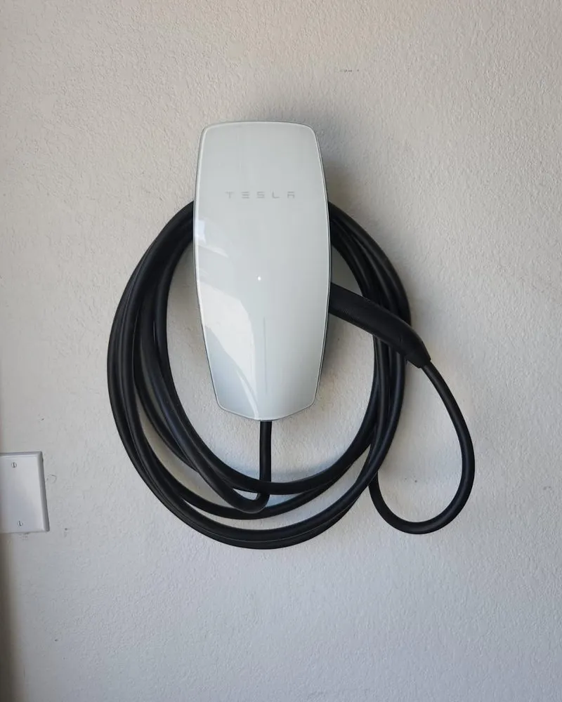 Slide of AZ IT Technology