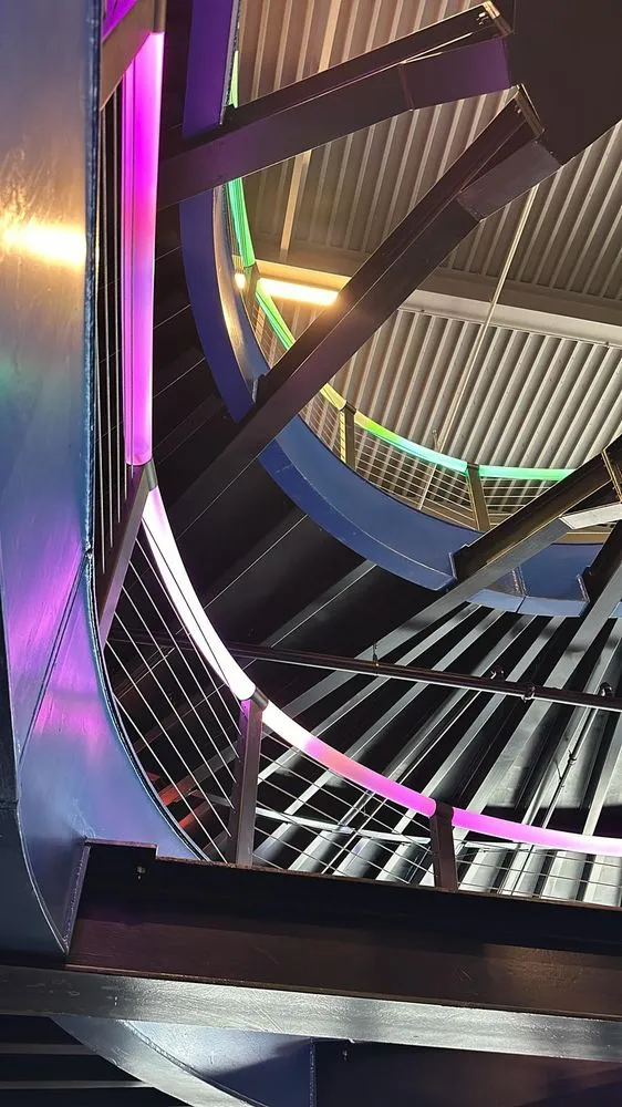 Slide of AZ IT Technology