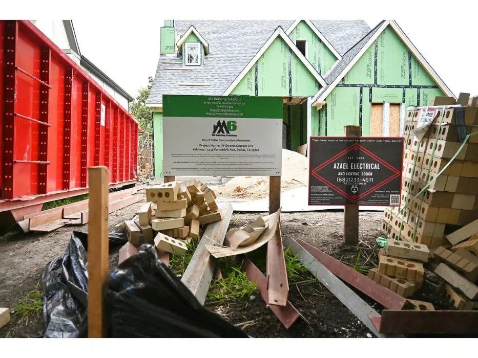 Slide of Azael Electrical And Lighting Design