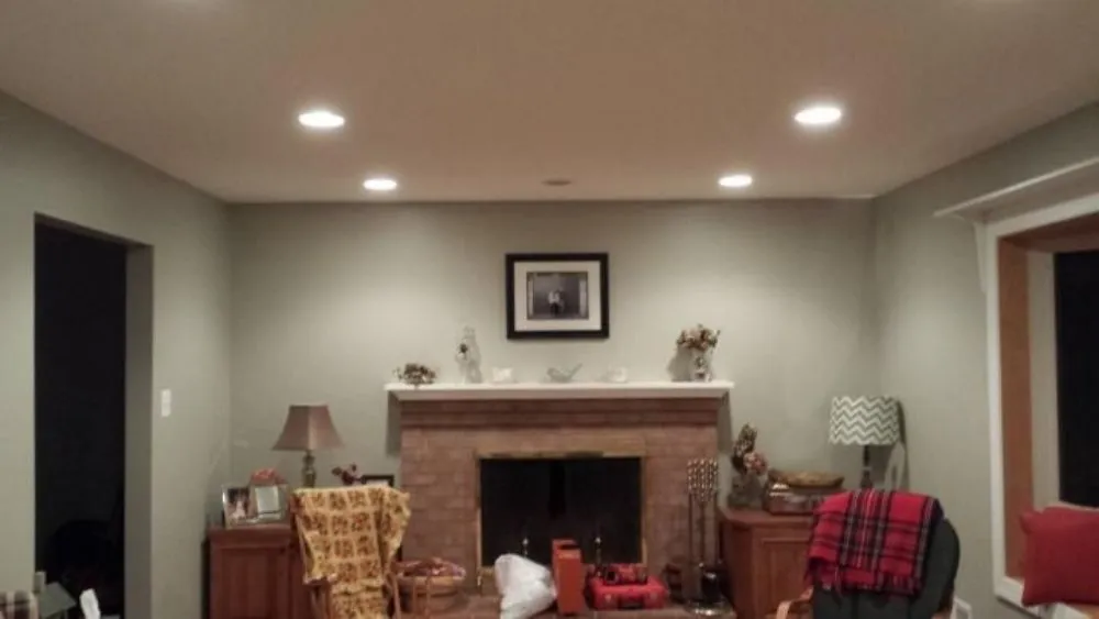 Slide of Azapp Electric