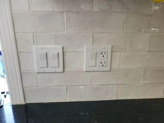 Azevedo Electric Logo