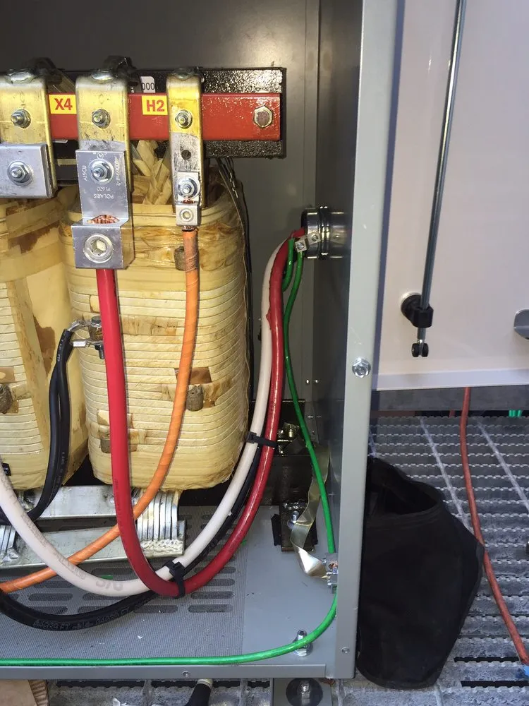 Expert emergency electrical service in Sunnyside, NY by Azz Electric