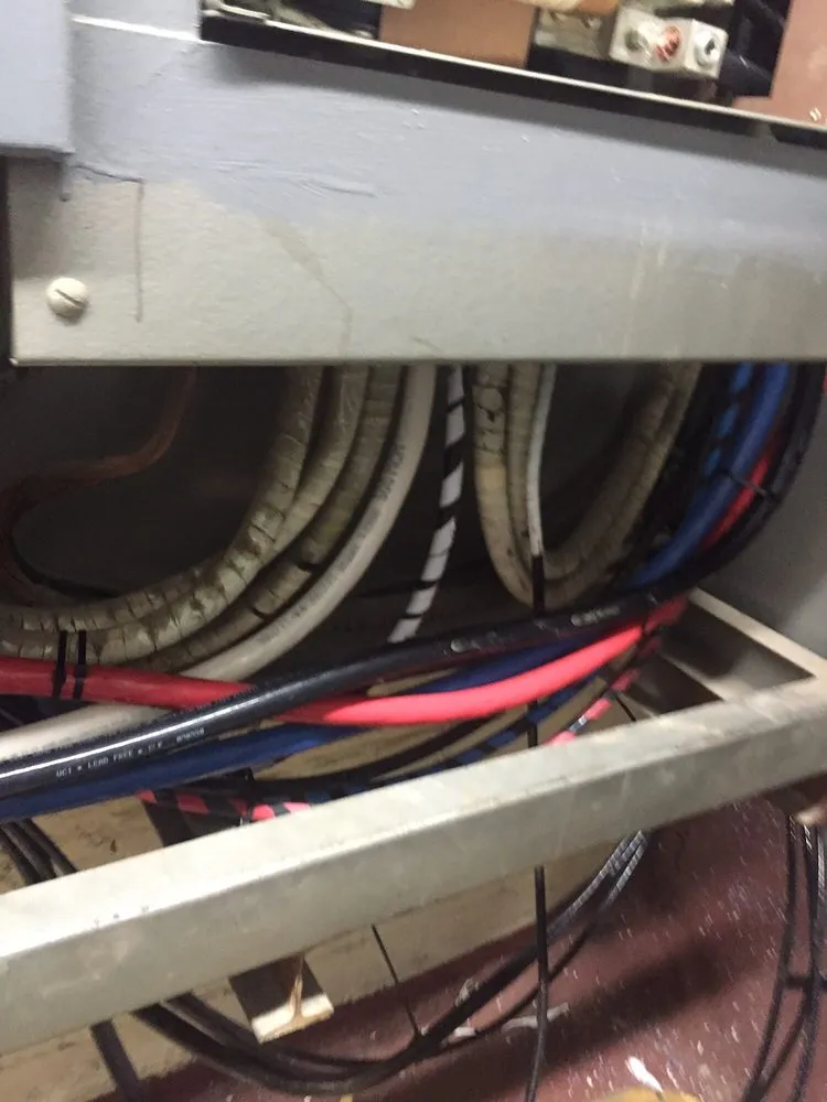 Professional outlet and switch repair service in Sunnyside, NY - Azz Electric