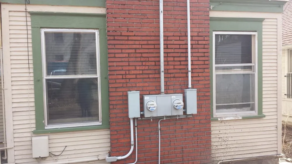 Reliable electrician providing wiring installation in Lee's Summit, MO - B & B Electric