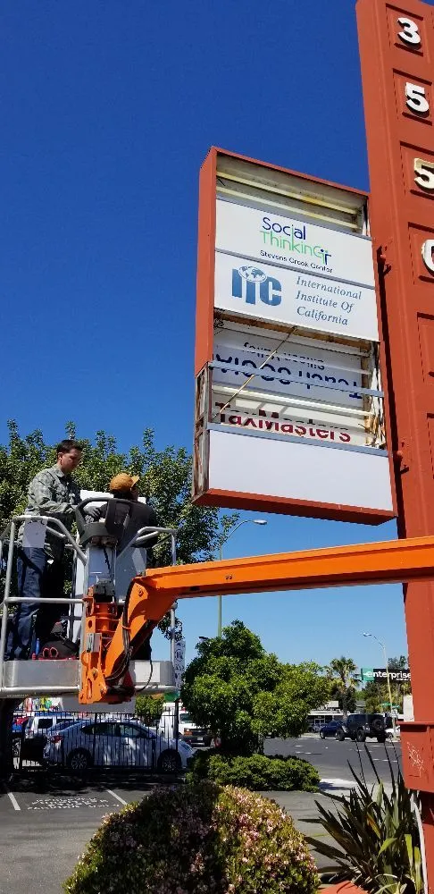 Slide of B & B Electric