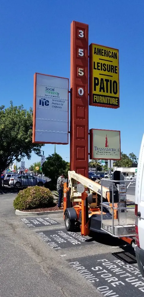 Slide of B & B Electric