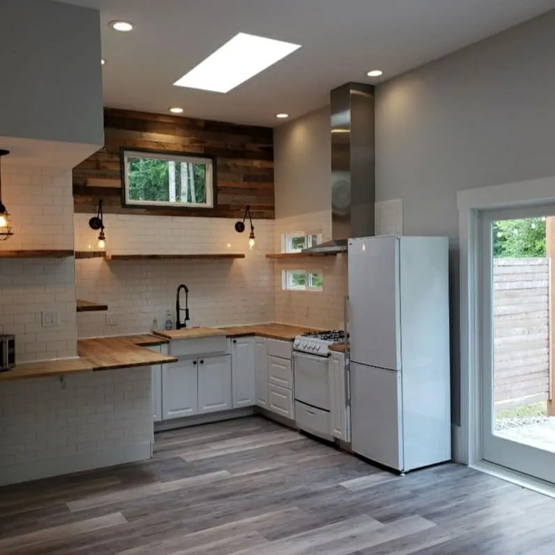 Slide of B & G Property Maintenance and Electrical Contracting