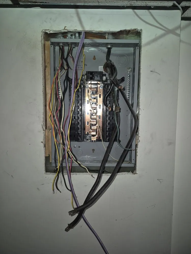 Certified electrician providing lighting installation in Kouts, IN - B & N Electrical and Handyman Service