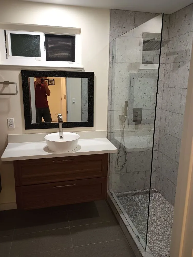 Reliable electrician providing wiring installation in , 