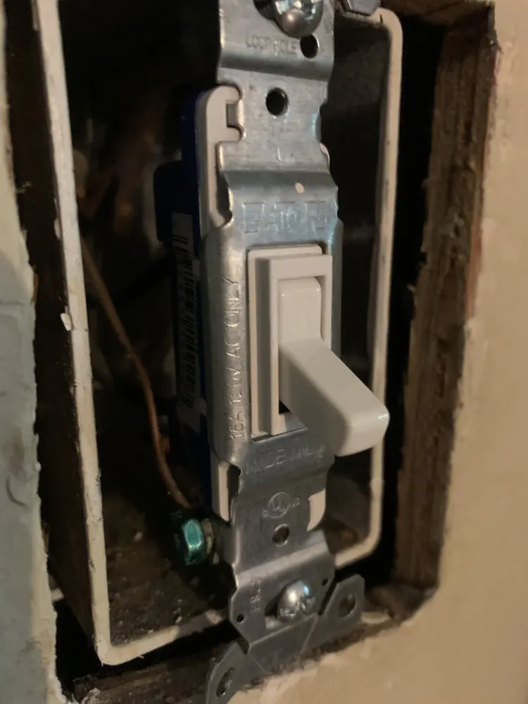 Slide of B Henry's Quality Electric