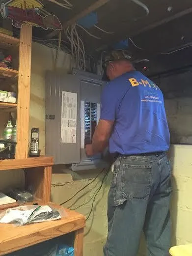 Slide of B-Mac Electric