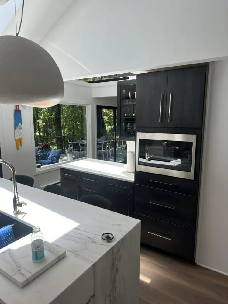 Slide of B-Tec Electric