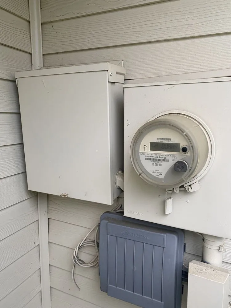 Slide of B4 Electrical Services