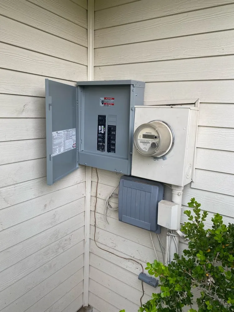 Slide of B4 Electrical Services