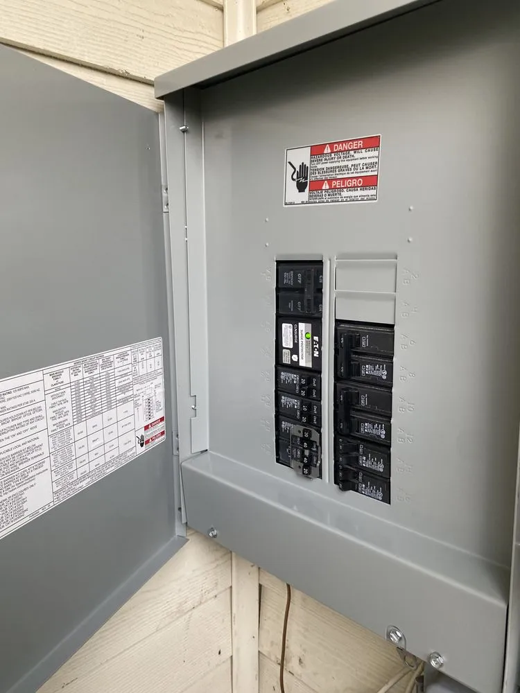 Slide of B4 Electrical Services