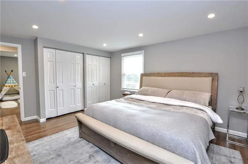 Slide of Baby Bird Electric