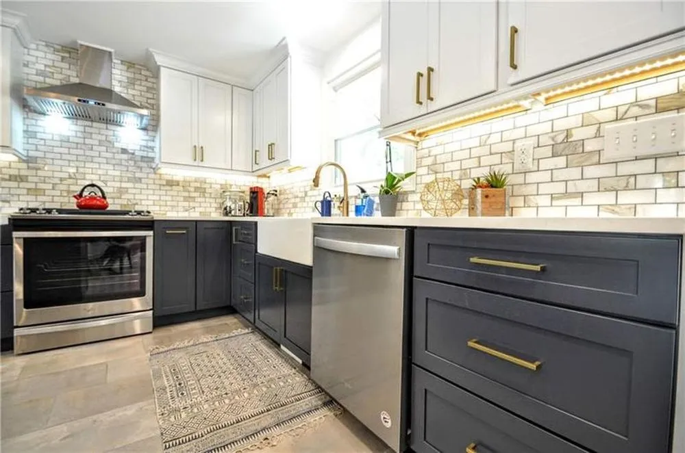 Slide of Baby Bird Electric