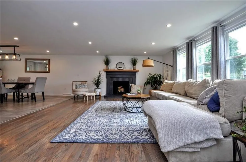 Slide of Baby Bird Electric