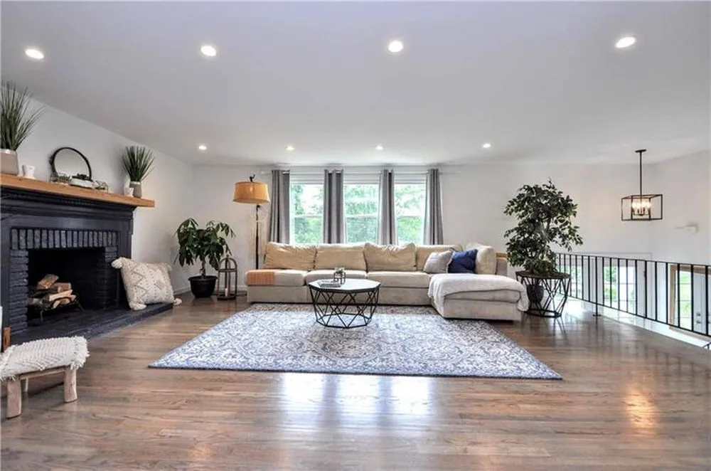 Slide of Baby Bird Electric