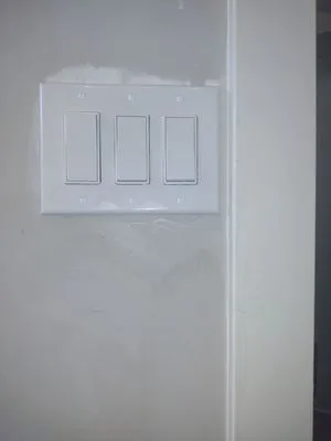 Badeaux Construction Logo