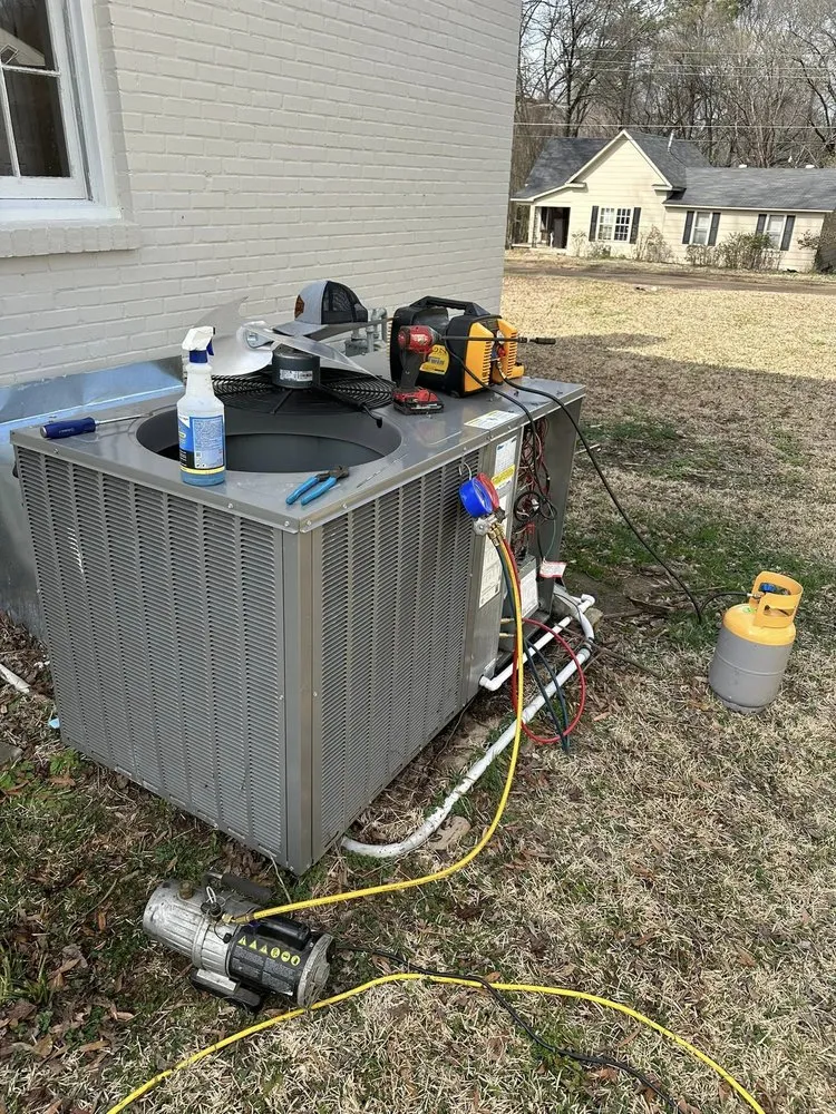 Affordable circuit breaker repair experts serving Courtland, MS - Baglan’s Electrical & Heating Air Conditioning Service