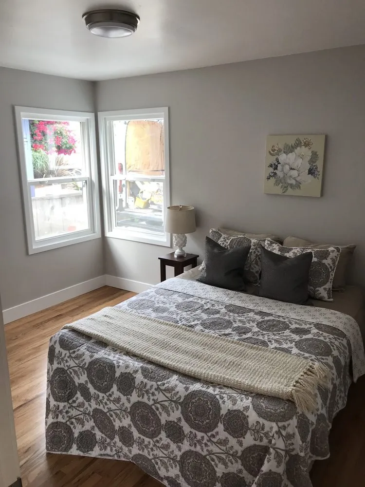 Slide of Bailey Construction