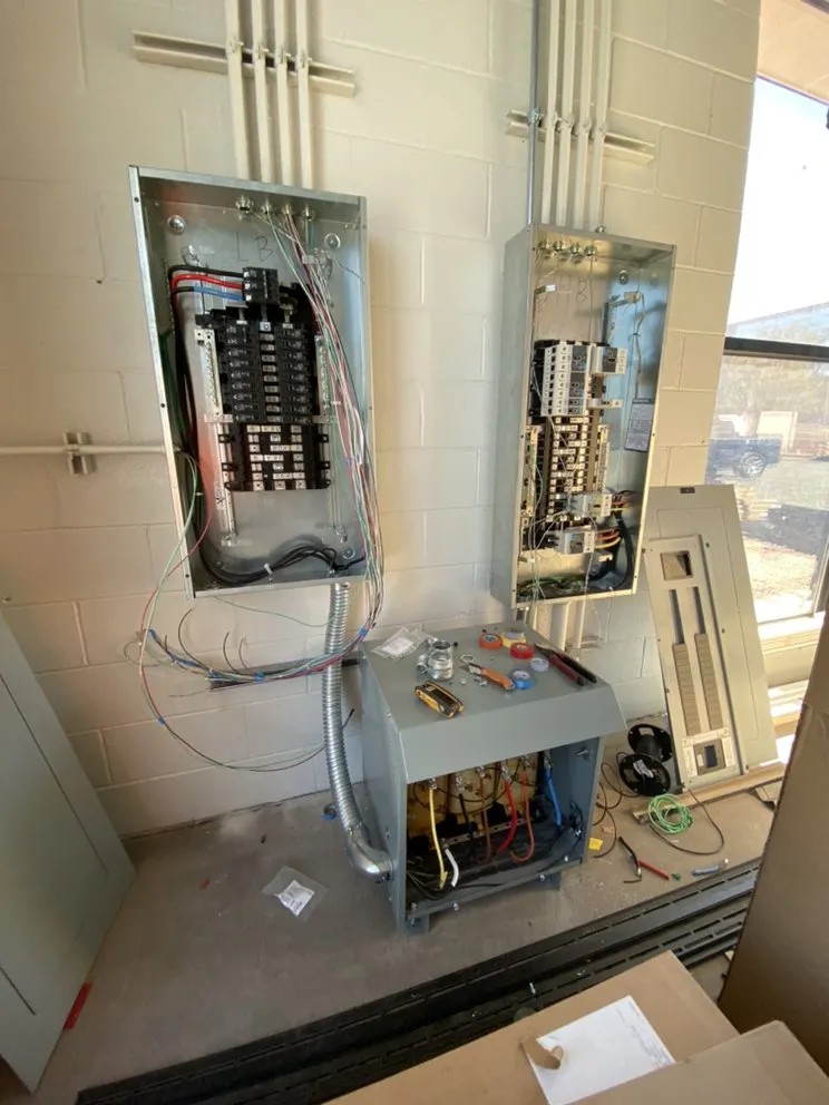 Slide of Baires Electric Services