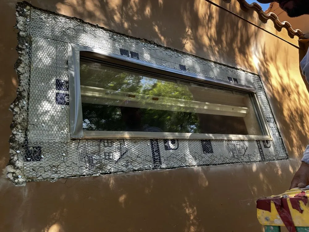 Professional electrician providing emergency electrical service in , 