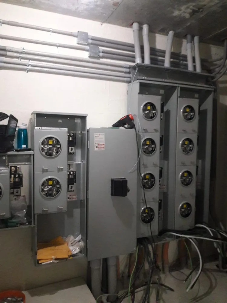 Certified electrician providing panel upgrade in Sorrento, FL - Balder Avalon