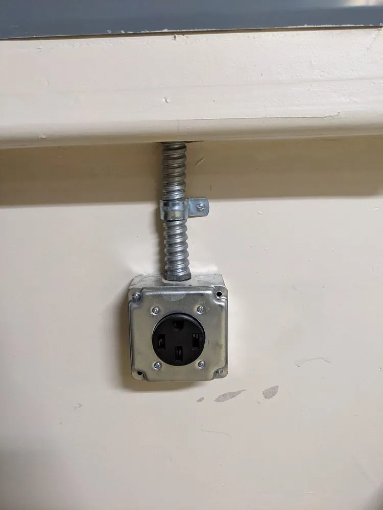 Professional emergency electrical service experts serving ,  - BAM - Bay Area Maintenance