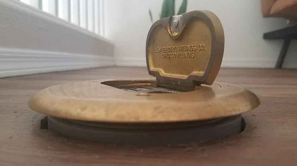 Slide of BAMS Electrical Services