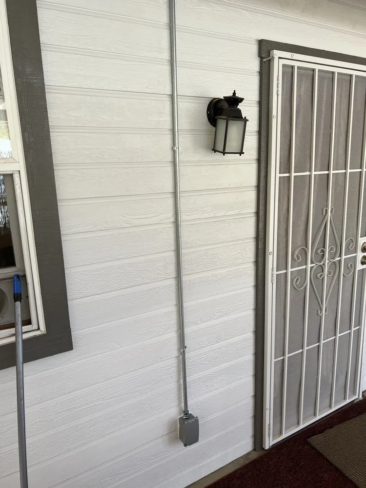 Slide of Banton Communications