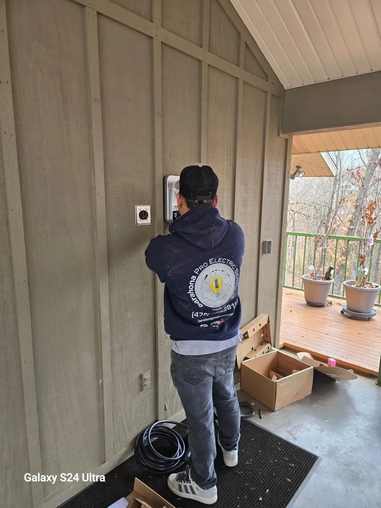 Slide of Barahona Pro Electric Services