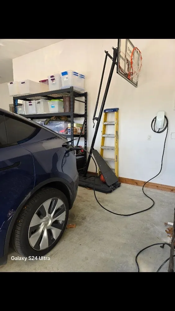 Slide of Barahona Pro Electric Services