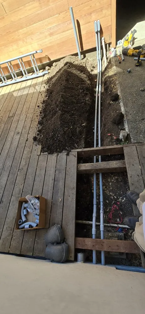 Slide of Barak Electric