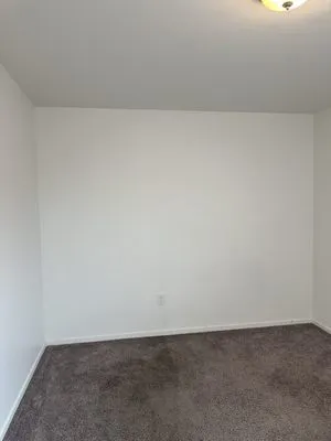 Barlow The Builder Logo