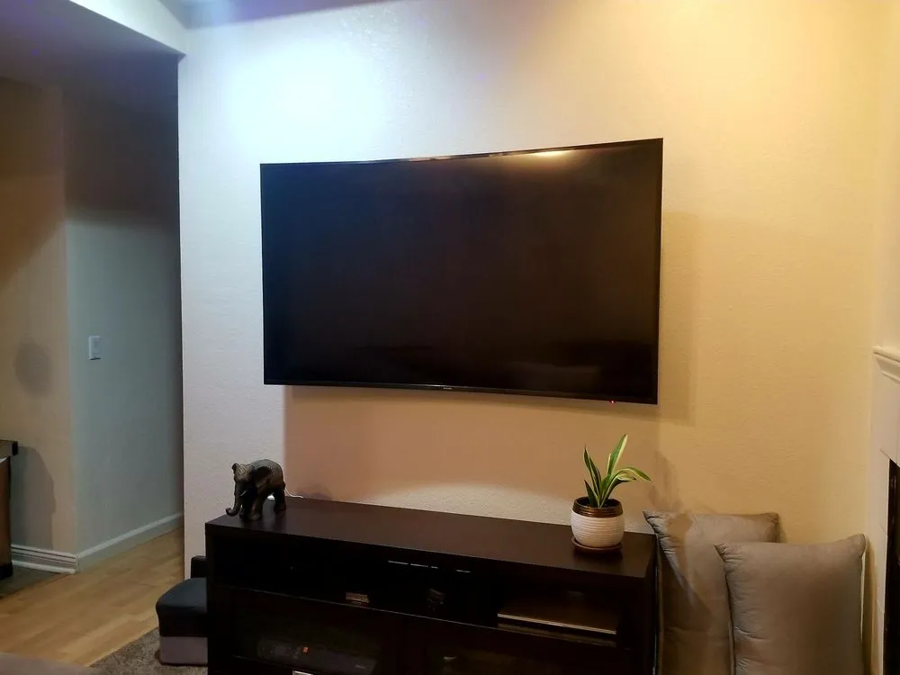 Slide of Barnes Mobile